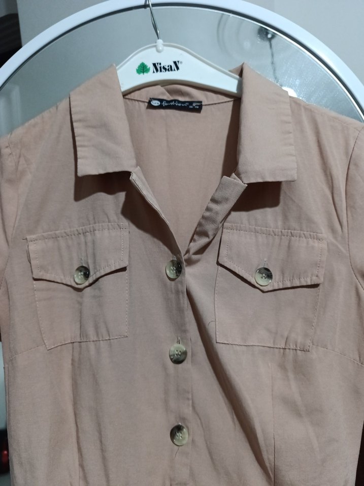 Bej V Yaka Düğmeli Kısa Kollu Kadın Gömlek elbise - Görsel 4