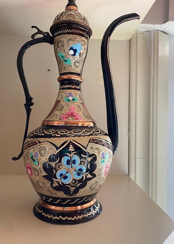 Çiçek Desenli Çok Renkli Vazo&ibrik