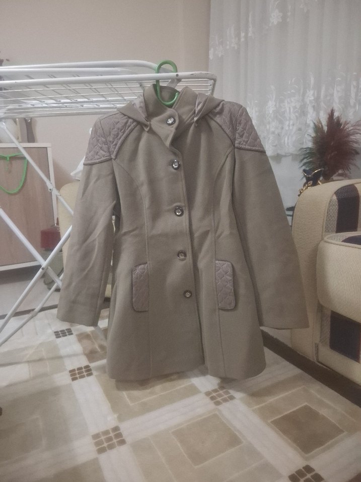 Düğmeli Bej Midi Kadın Kaban - Görsel 2