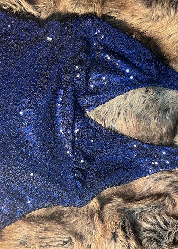 Mavi Parlak pullu Kadın halter yaka crop - Görsel 2