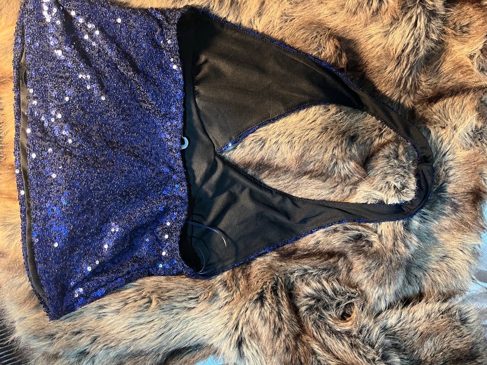 Mavi Parlak pullu Kadın halter yaka crop - Görsel 5