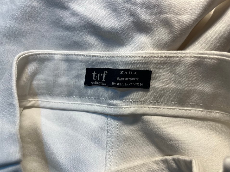 Beyaz Mini Şort - Görsel 4