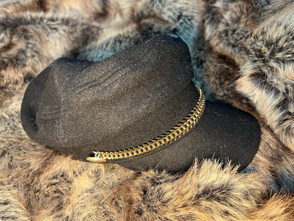 Zincir Detaylı Parisli Kadın Yün Şapka - Görsel 2