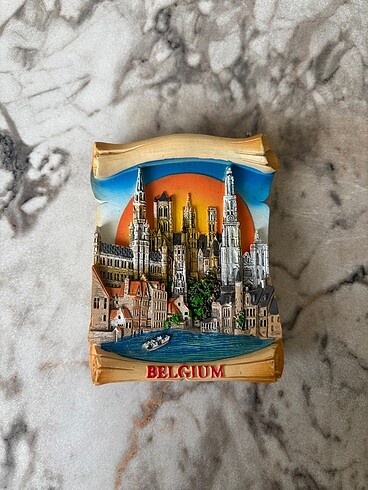 Belgium Duvar ve Vitrin