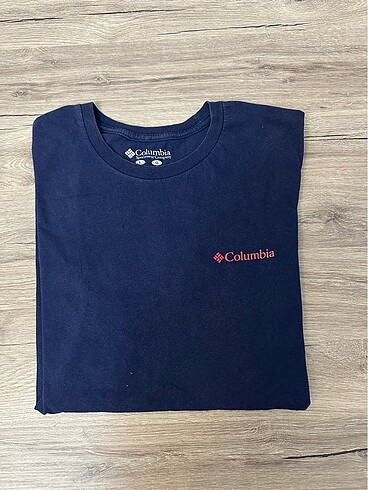 Columbia Tişört