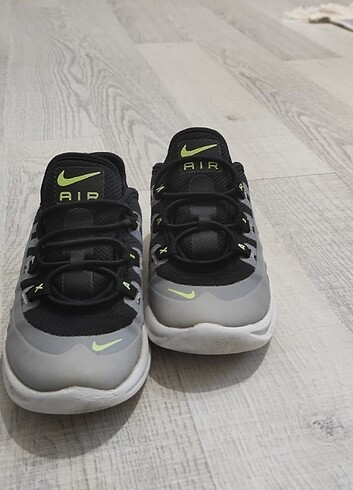 Nike Nike orijinal ayakkabı 26 numara