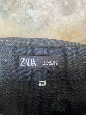 Zara Zara marka etiketli pantolon