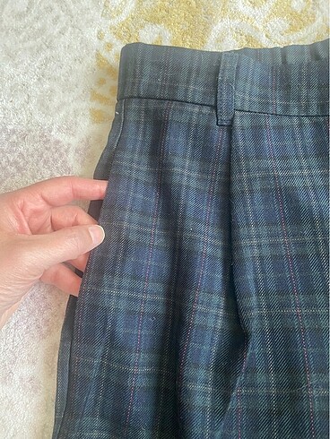 40 Beden Zara marka etiketli pantolon