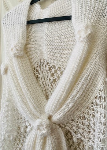 Beyaz örgü el yapımı şal - Görsel 2