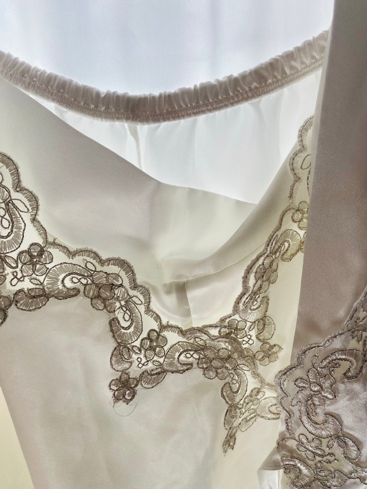Uzun Beyaz Nakışlı Bohem Kadın Gecelik takımı - Görsel 5