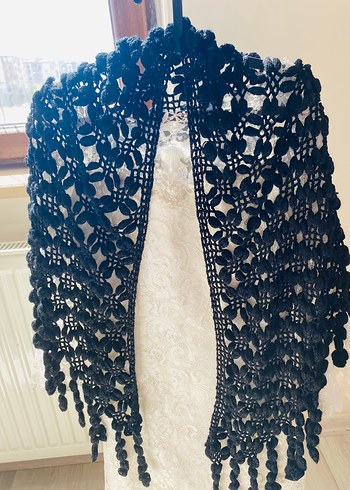 Siyah Dantel Detaylı El örmesi Kadın Triko Şal - Görsel 2