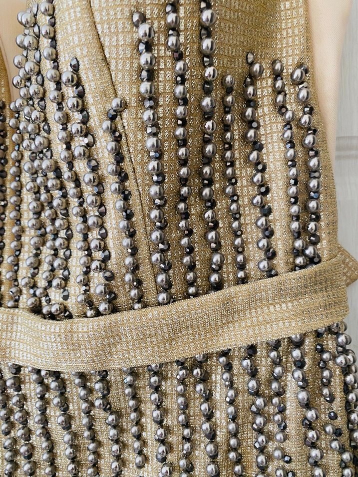 Bej V Yaka İşlemeli Uzun Abiye Elbise - Görsel 4