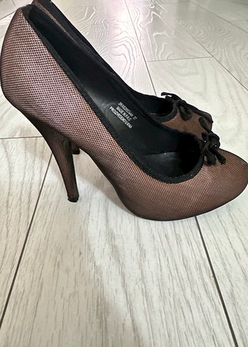 Dantelli Kahverengi Kadın Dolgu Topuklu Ayakkabı - Görsel 2