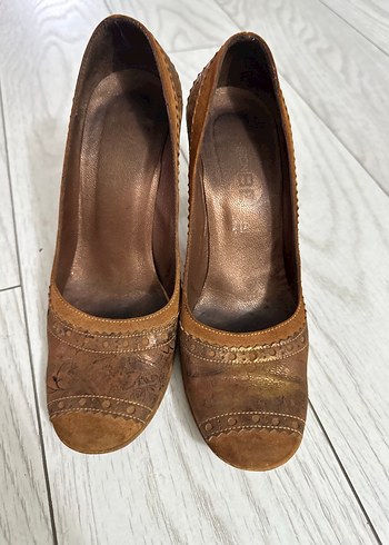 Kahverengi Deri Yılan Desenli Topuklu Kadın Ayakkabı - Görsel 2