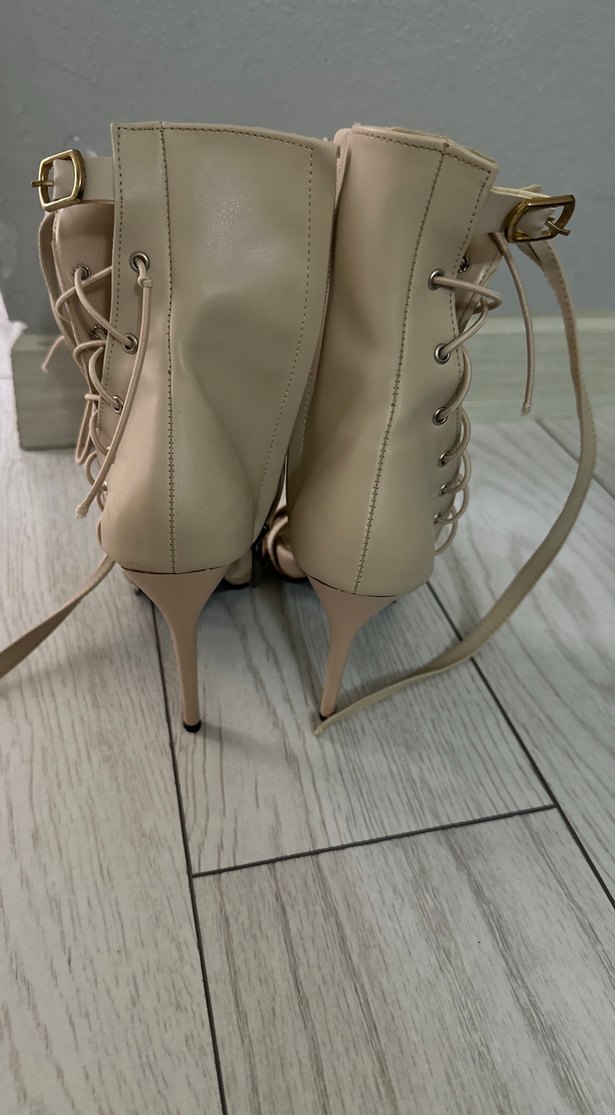 Bej Deri Stiletto Kadın Bot - Görsel 3