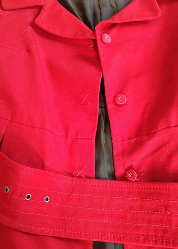 Kemerli Kırmızı kaban elbiy - Görsel 2