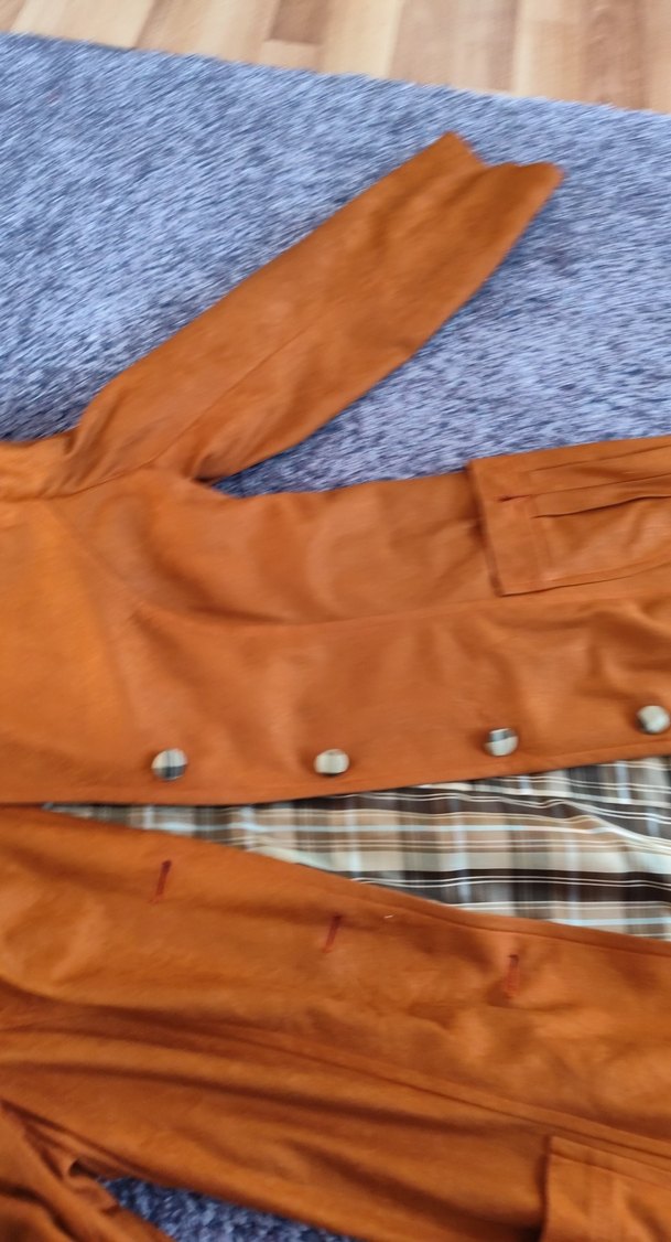 Düğmeli Uzun Kahverengi Kadın Yağmurluk - Görsel 2