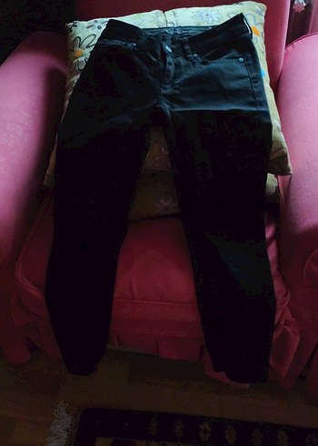 Siyah BantlıPantolon yeni gibi - Görsel 2