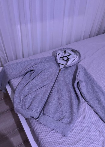 Gri Kapüşonlu Fermuarlı Sweatshirt