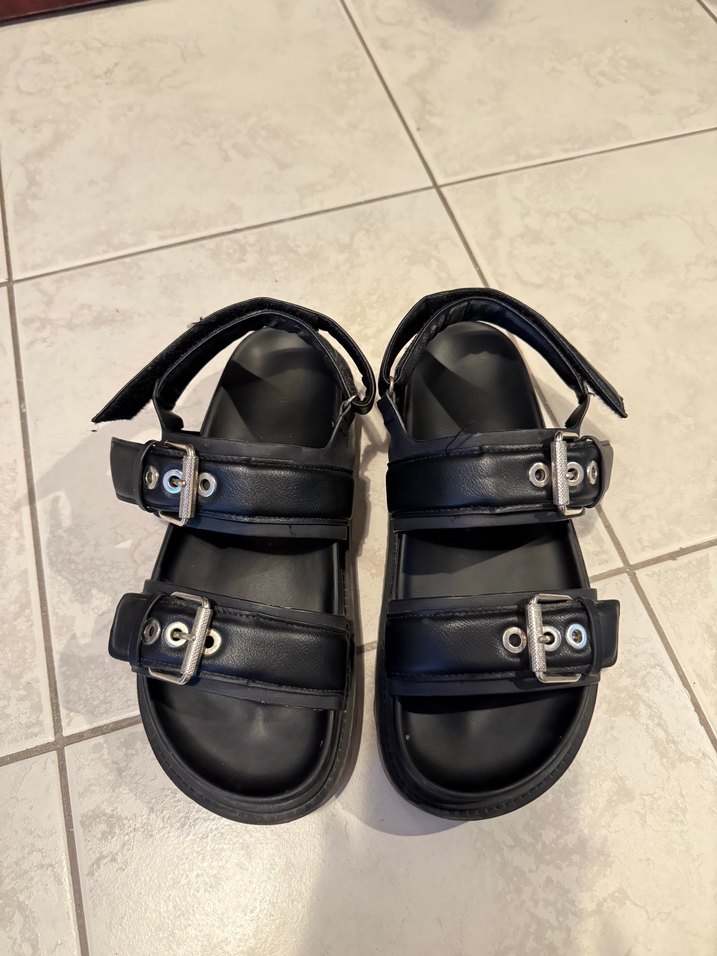 Siyah Deri Platform Topuklu Tokalı Kadın Sandalet - Görsel 2