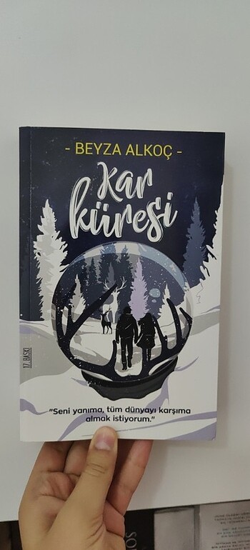 Beyza Alkoç kar küresi 