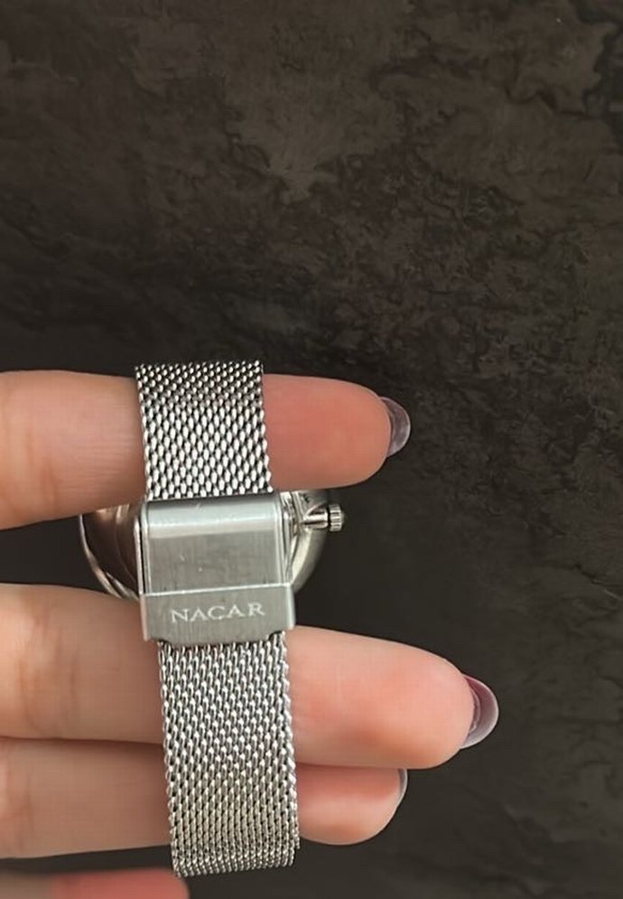 Gri Minimalist Kadın Kol Saati - Görsel 2