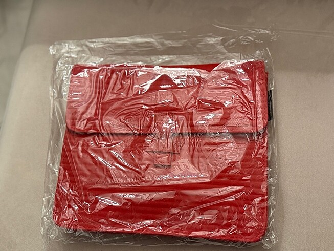  Beden kırmızı Renk THY makyaj/evrak/Ipad/portföy çantası