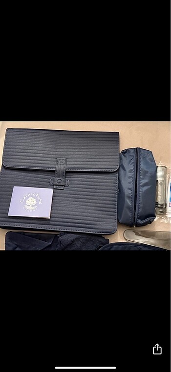 Beden THY ipad/tablet cantasi