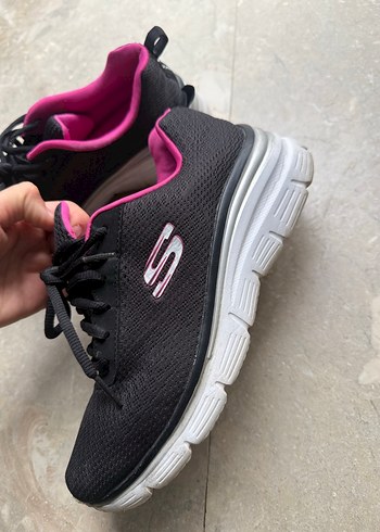 37,5 Beden Sketchers Spor Ayakkabı