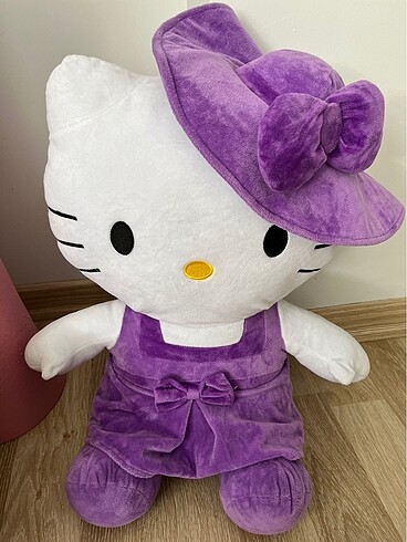 Hello kitty pelus