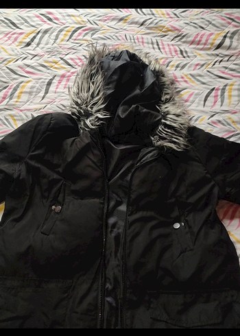 Kadın Siyah Uzun Kürklü Kışlık Mont - Görsel 2