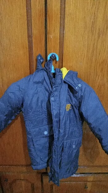LC Waikiki Erkek çocuk montu 2 yada 3 yaş icin