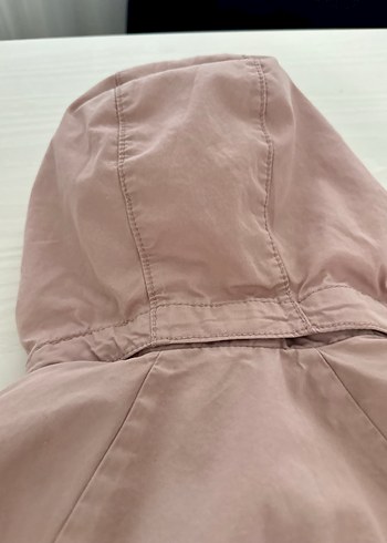 Kız Çocuk Kapüşonlu Bej Yağmurluk - Görsel 5