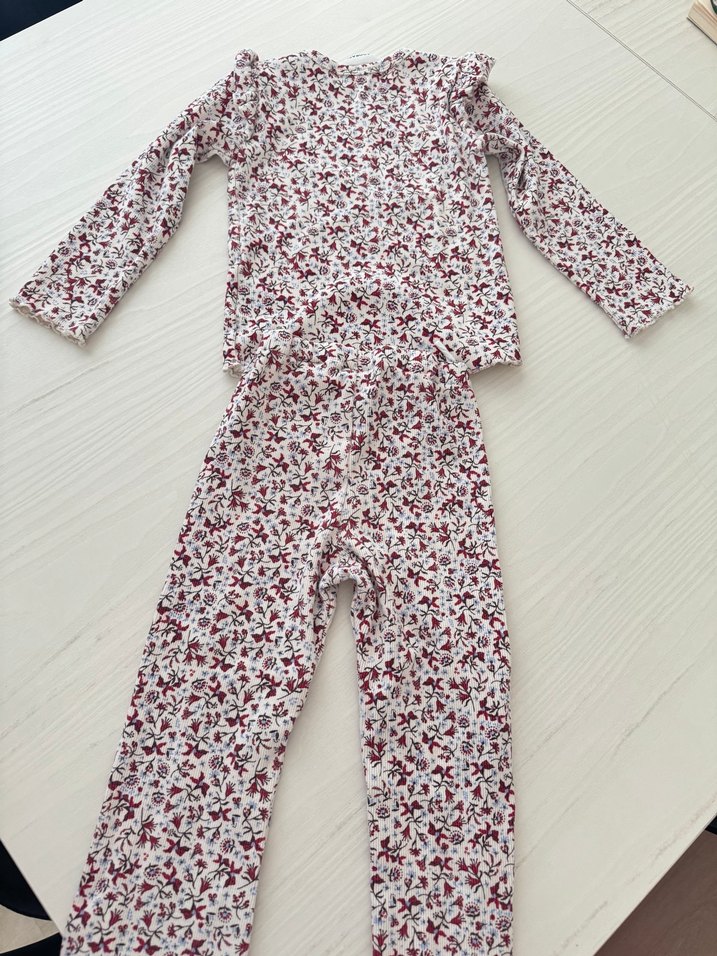 Bordo Çiçek Desenli  Bebek Kız Takımı - Görsel 3