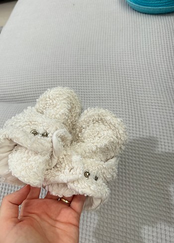 Ella bonna marka Kız Çocuk Beyaz Kürklü Sıcak Terlik 18-24 ay