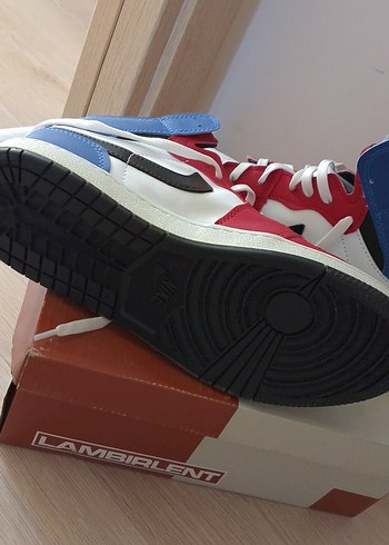 Kırmızı Beyaz Basketbol Ayakkabısı Velcro - Görsel 3