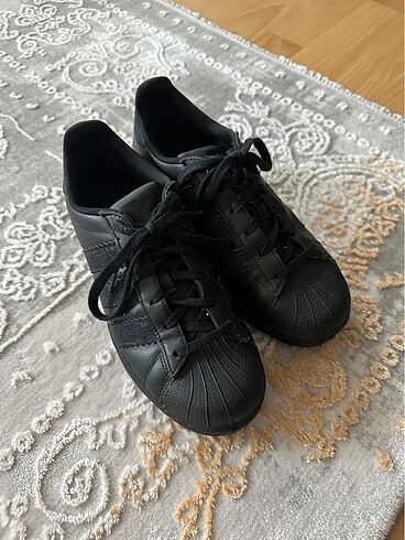 Adidas superstar