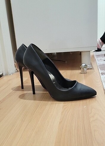 Zara Stiletto 