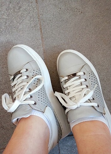 Hakiki deri sneaker