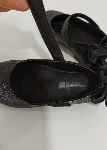 Kız Çocuk Siyah Parlak Kemerli Babet - Görsel 5