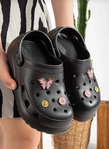 Crocs terlik