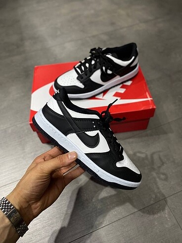 Nike spor ayakkabı