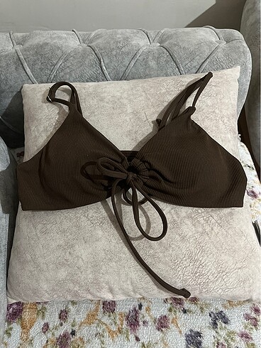 Kahverengi bikini