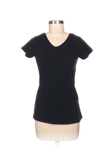 Koton T-shirt %70 İndirimli.