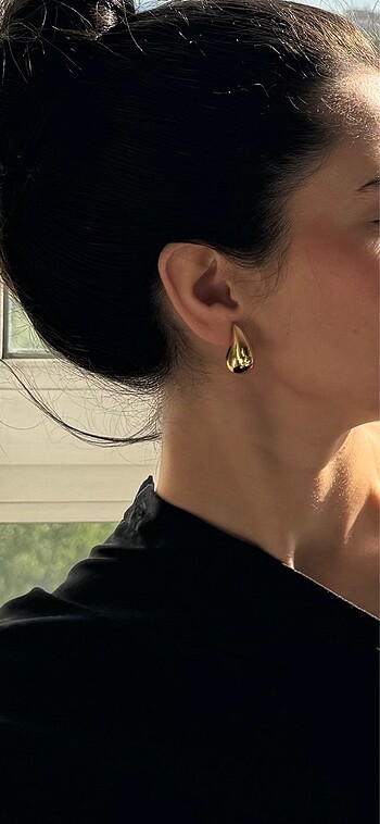 Tasarımcı DAMLA & GÖZ YAŞI BOTTEGA GOLD ÇELİK KÜPE