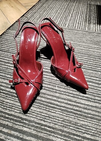 35 Beden bordo Renk Ayakkabı 