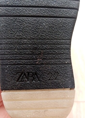 22 Beden Zara kids spor ayakkabı 