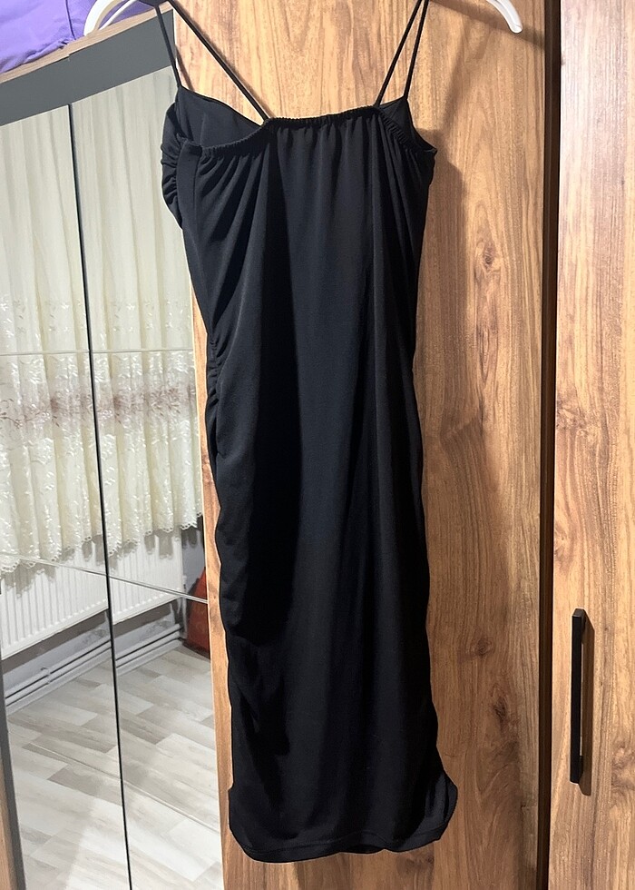 Siyah Yanları Büzgülü Mini Elbise - Görsel 2