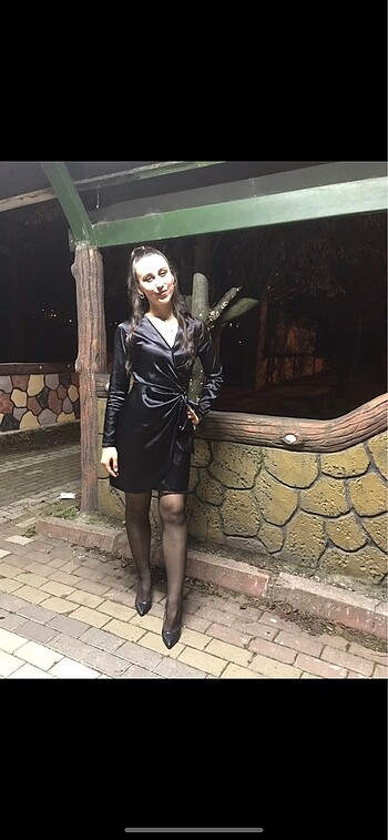 saten uzun kollu elbise