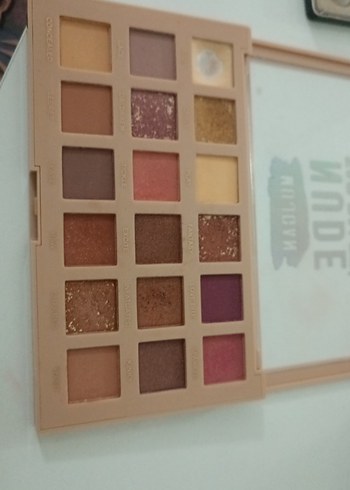 Mujgan Nude Far Paleti Bej Tonlarda - Görsel 3